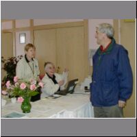 ILSG_2002_REGISTRATION_DESK.JPG